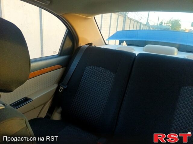 Шевроле Авео 2008 в Житомире на Automoto.ua Синий Шевроле Авео, объемом двигателя 1.6 л и пробегом 187 тыс. км за 3550 $, фото 3 на Automoto.ua