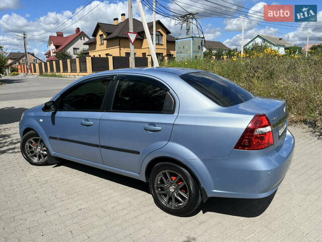 Синий Шевроле Авео, объемом двигателя 1.6 л и пробегом 129 тыс. км за 4500 $, фото 4 на Automoto.ua