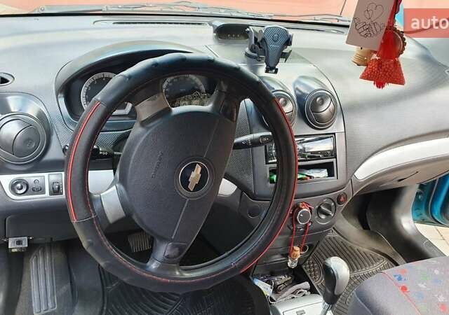 Синій Шевроле Авео, об'ємом двигуна 1.5 л та пробігом 181 тис. км за 4200 $, фото 14 на Automoto.ua