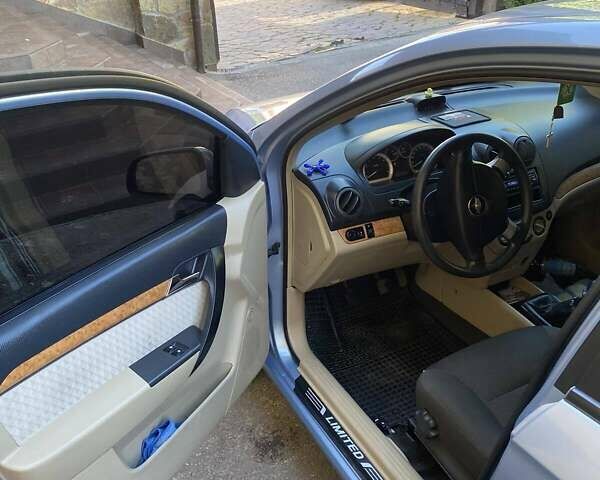 Синій Шевроле Авео, об'ємом двигуна 1.6 л та пробігом 168 тис. км за 4200 $, фото 5 на Automoto.ua