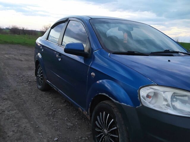 Синій Шевроле Авео, об'ємом двигуна 0.16 л та пробігом 180 тис. км за 3700 $, фото 1 на Automoto.ua