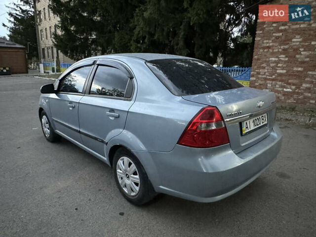 Синий Шевроле Авео, объемом двигателя 1.6 л и пробегом 168 тыс. км за 3750 $, фото 1 на Automoto.ua
