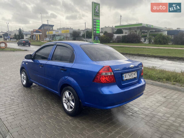 Синий Шевроле Авео, объемом двигателя 1.5 л и пробегом 255 тыс. км за 3800 $, фото 4 на Automoto.ua