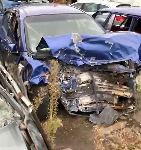 Синий Шевроле Авео, объемом двигателя 1.6 л и пробегом 260 тыс. км за 999 $, фото 3 на Automoto.ua