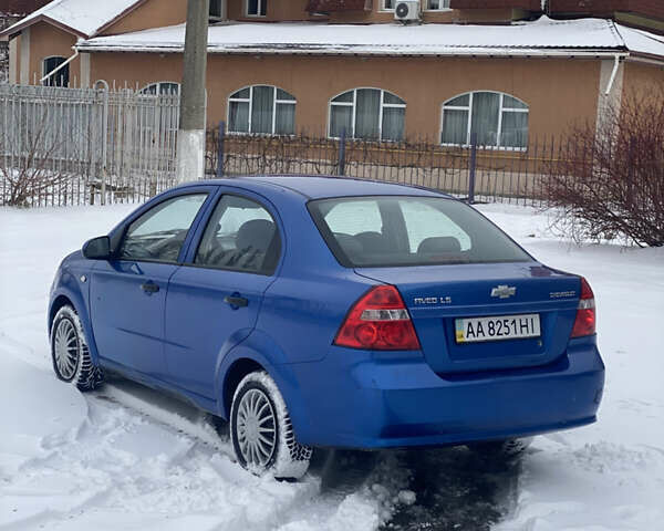 Синий Шевроле Авео, объемом двигателя 1.5 л и пробегом 199 тыс. км за 2950 $, фото 1 на Automoto.ua