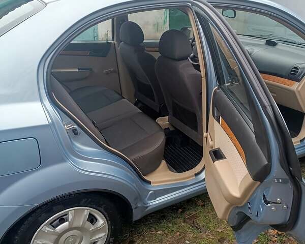 Синий Шевроле Авео, объемом двигателя 1.6 л и пробегом 107 тыс. км за 4650 $, фото 6 на Automoto.ua