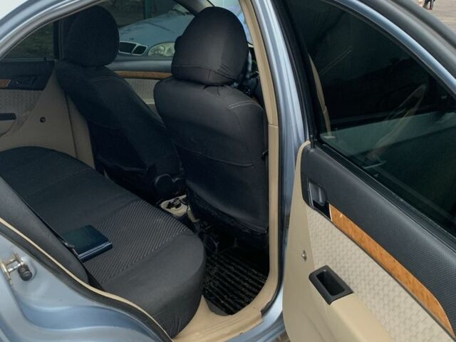 Синий Шевроле Авео, объемом двигателя 1.6 л и пробегом 115 тыс. км за 3499 $, фото 4 на Automoto.ua