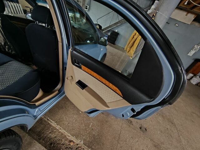 Синий Шевроле Авео, объемом двигателя 1.6 л и пробегом 136 тыс. км за 1500 $, фото 11 на Automoto.ua