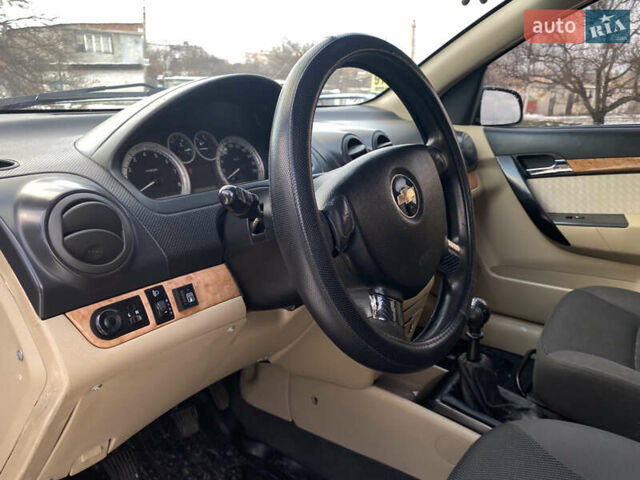 Синий Шевроле Авео, объемом двигателя 1.6 л и пробегом 240 тыс. км за 2999 $, фото 23 на Automoto.ua