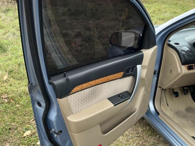 Шевроле Авео 2008 в Ковель на Automoto.ua Синий Шевроле Авео, объемом двигателя 1.6 л и пробегом 289 тыс. км за 3350 $, фото 10 на Automoto.ua