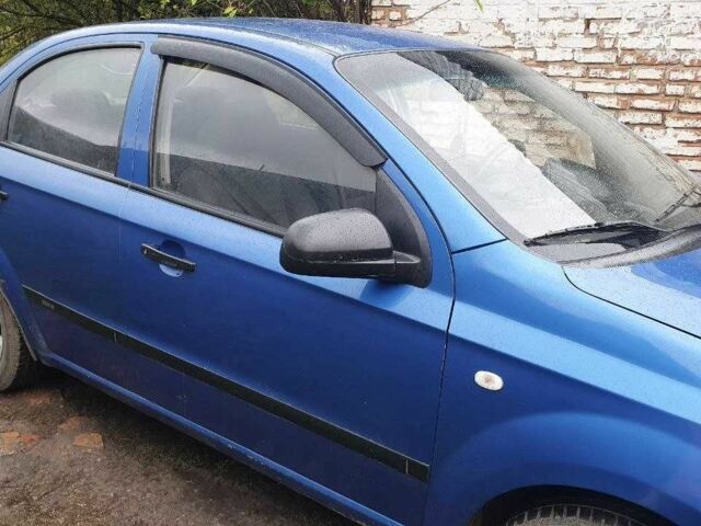 Синий Шевроле Авео, объемом двигателя 1.5 л и пробегом 235 тыс. км за 1250 $, фото 3 на Automoto.ua