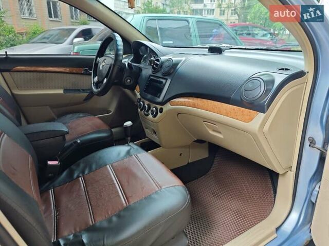 Синий Шевроле Авео, объемом двигателя 1.6 л и пробегом 290 тыс. км за 4000 $, фото 25 на Automoto.ua