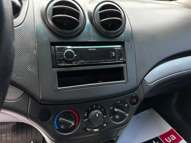 Синий Шевроле Авео, объемом двигателя 1.5 л и пробегом 162 тыс. км за 3690 $, фото 19 на Automoto.ua