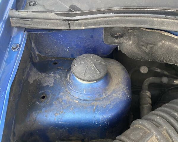 Синий Шевроле Авео, объемом двигателя 1.5 л и пробегом 199 тыс. км за 2950 $, фото 12 на Automoto.ua