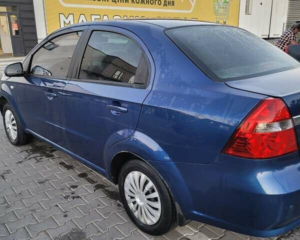 Синій Шевроле Авео, об'ємом двигуна 1.5 л та пробігом 190 тис. км за 4000 $, фото 5 на Automoto.ua