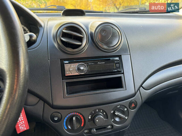 Синий Шевроле Авео, объемом двигателя 1.5 л и пробегом 70 тыс. км за 5200 $, фото 16 на Automoto.ua