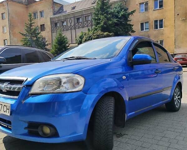 Синій Шевроле Авео, об'ємом двигуна 1.5 л та пробігом 228 тис. км за 3700 $, фото 1 на Automoto.ua