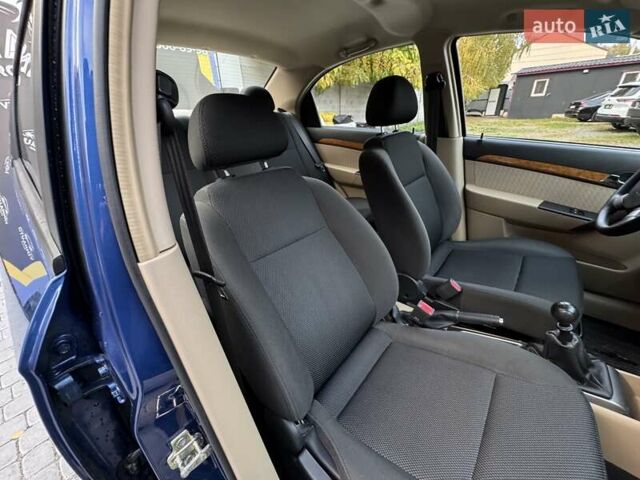 Синий Шевроле Авео, объемом двигателя 1.6 л и пробегом 22 тыс. км за 6200 $, фото 27 на Automoto.ua