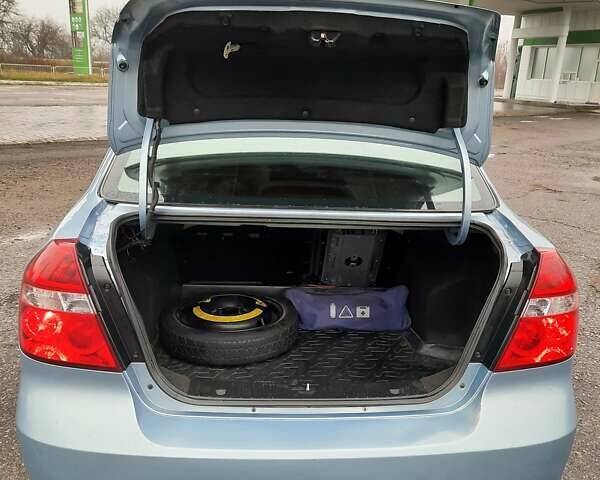 Синий Шевроле Авео, объемом двигателя 1.6 л и пробегом 147 тыс. км за 4800 $, фото 2 на Automoto.ua