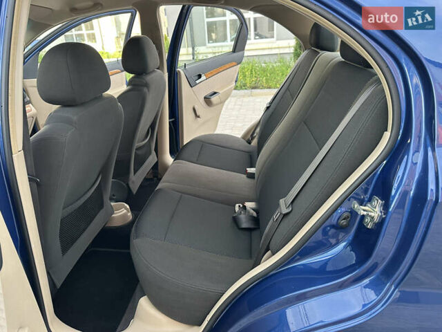 Синий Шевроле Авео, объемом двигателя 1.6 л и пробегом 23 тыс. км за 6700 $, фото 82 на Automoto.ua