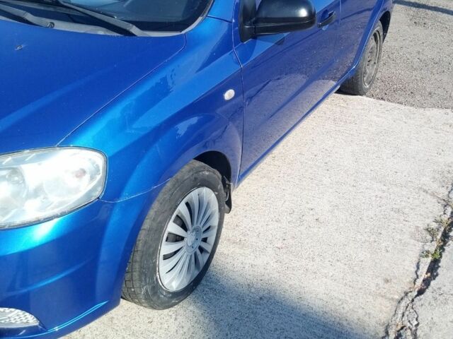 Синий Шевроле Авео, объемом двигателя 0 л и пробегом 235 тыс. км за 3200 $, фото 1 на Automoto.ua