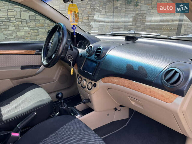 Синий Шевроле Авео, объемом двигателя 1.6 л и пробегом 129 тыс. км за 4500 $, фото 11 на Automoto.ua