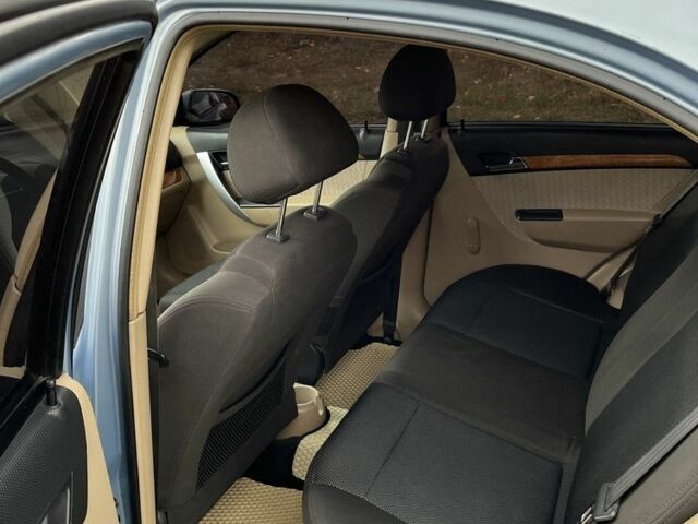 Шевроле Авео 2008 в Ковель на Automoto.ua Синий Шевроле Авео, объемом двигателя 1.6 л и пробегом 289 тыс. км за 3350 $, фото 11 на Automoto.ua