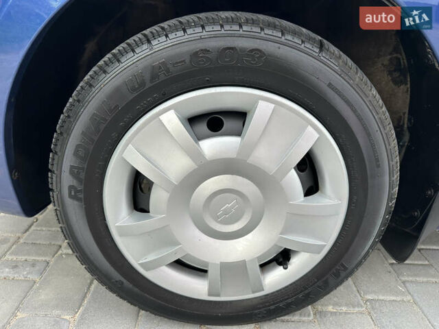 Синий Шевроле Авео, объемом двигателя 1.6 л и пробегом 23 тыс. км за 6700 $, фото 58 на Automoto.ua