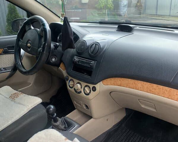 Синій Шевроле Авео, об'ємом двигуна 1.6 л та пробігом 250 тис. км за 2900 $, фото 4 на Automoto.ua