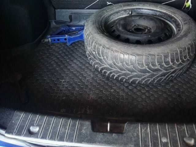 Синий Шевроле Авео, объемом двигателя 0 л и пробегом 235 тыс. км за 3200 $, фото 5 на Automoto.ua