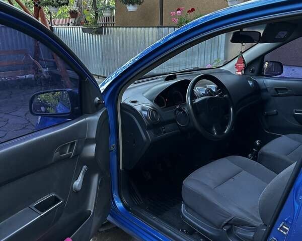 Синий Шевроле Авео, объемом двигателя 1.5 л и пробегом 160 тыс. км за 4200 $, фото 6 на Automoto.ua