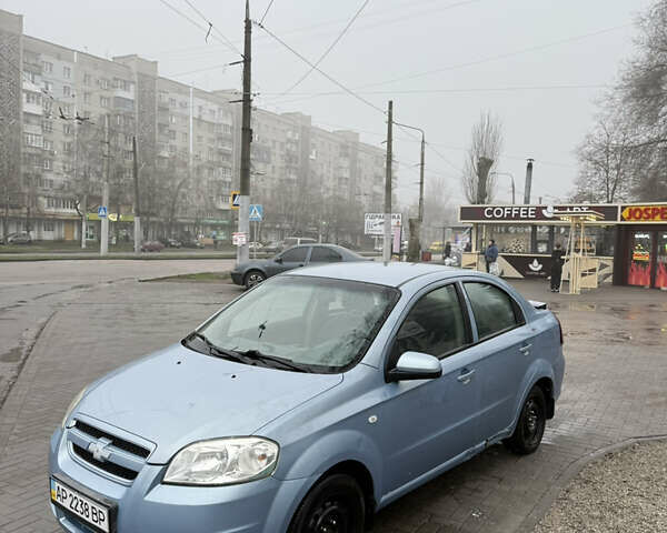 Синий Шевроле Авео, объемом двигателя 1.6 л и пробегом 199 тыс. км за 1500 $, фото 1 на Automoto.ua