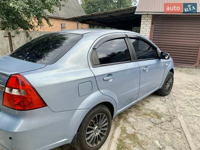 Синий Шевроле Авео, объемом двигателя 1.6 л и пробегом 150 тыс. км за 3700 $, фото 4 на Automoto.ua