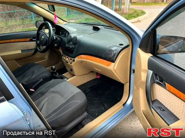 Синий Шевроле Авео, объемом двигателя 1.6 л и пробегом 170 тыс. км за 4500 $, фото 10 на Automoto.ua