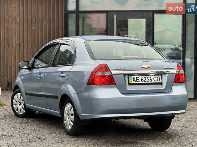 Синий Шевроле Авео, объемом двигателя 1.6 л и пробегом 138 тыс. км за 4600 $, фото 7 на Automoto.ua