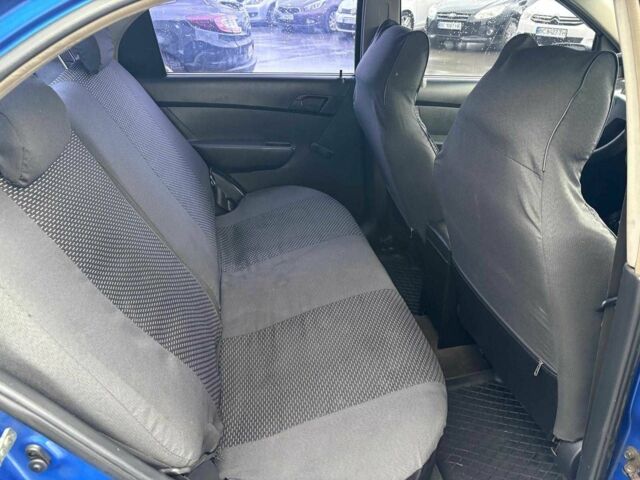 Синий Шевроле Авео, объемом двигателя 1.5 л и пробегом 376 тыс. км за 2000 $, фото 20 на Automoto.ua