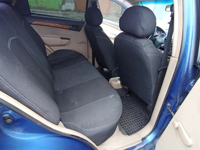 Синий Шевроле Авео, объемом двигателя 1.6 л и пробегом 277 тыс. км за 1750 $, фото 11 на Automoto.ua