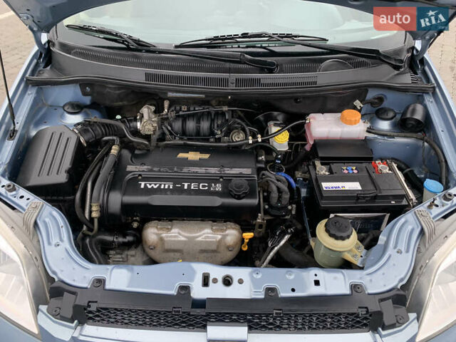 Синий Шевроле Авео, объемом двигателя 1.6 л и пробегом 90 тыс. км за 4999 $, фото 104 на Automoto.ua