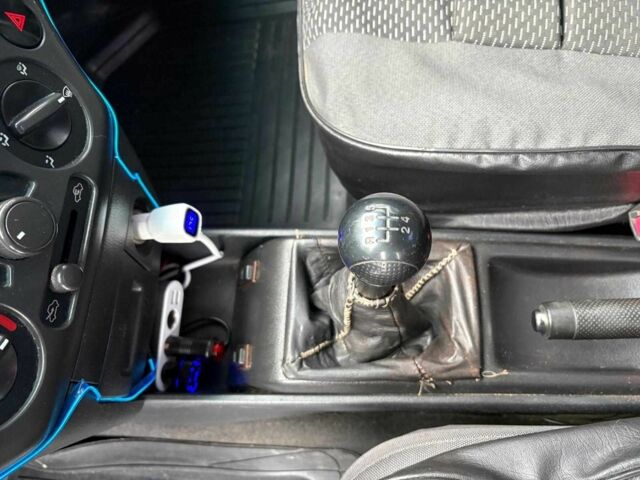 Синий Шевроле Авео, объемом двигателя 1.5 л и пробегом 376 тыс. км за 2000 $, фото 14 на Automoto.ua