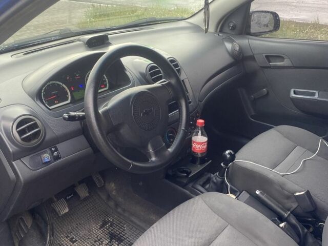 Шевроле Авео 2008 в Тараще на Automoto.ua Синий Шевроле Авео, объемом двигателя 1.5 л и пробегом 140 тыс. км за 3600 $, фото 7 на Automoto.ua