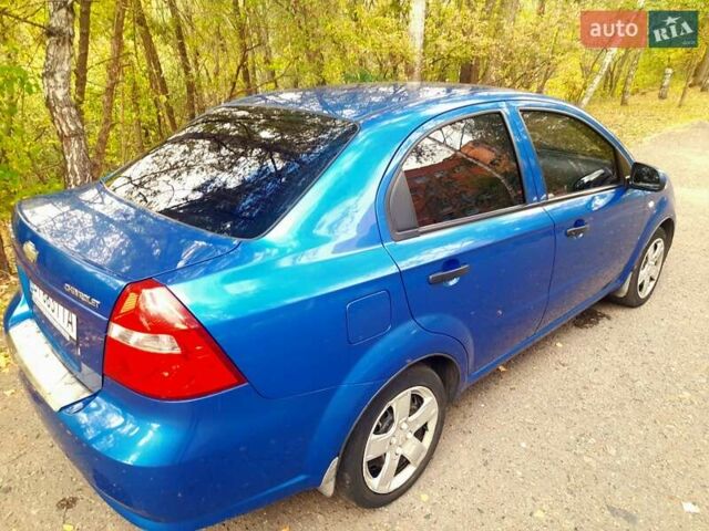 Синий Шевроле Авео, объемом двигателя 1.5 л и пробегом 154 тыс. км за 4300 $, фото 1 на Automoto.ua