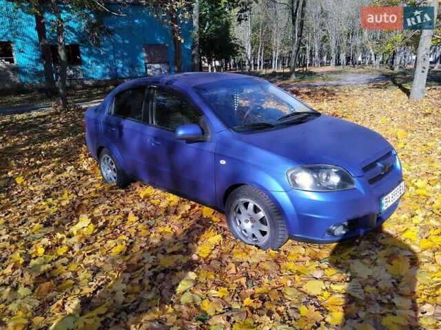 Синий Шевроле Авео, объемом двигателя 1.6 л и пробегом 250 тыс. км за 4000 $, фото 2 на Automoto.ua