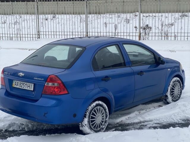 Синий Шевроле Авео, объемом двигателя 1.5 л и пробегом 199 тыс. км за 2950 $, фото 2 на Automoto.ua