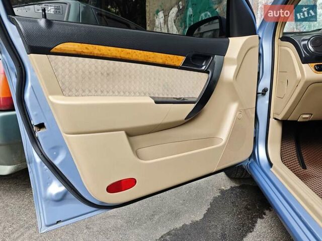 Синий Шевроле Авео, объемом двигателя 1.6 л и пробегом 290 тыс. км за 4000 $, фото 35 на Automoto.ua