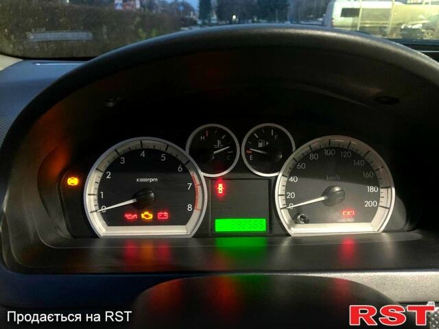 Синий Шевроле Авео, объемом двигателя 1.6 л и пробегом 292 тыс. км за 4300 $, фото 9 на Automoto.ua