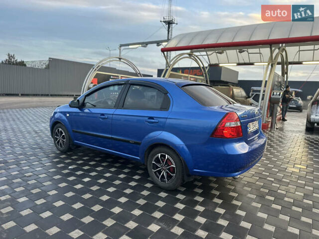 Синий Шевроле Авео, объемом двигателя 0 л и пробегом 93 тыс. км за 5300 $, фото 3 на Automoto.ua