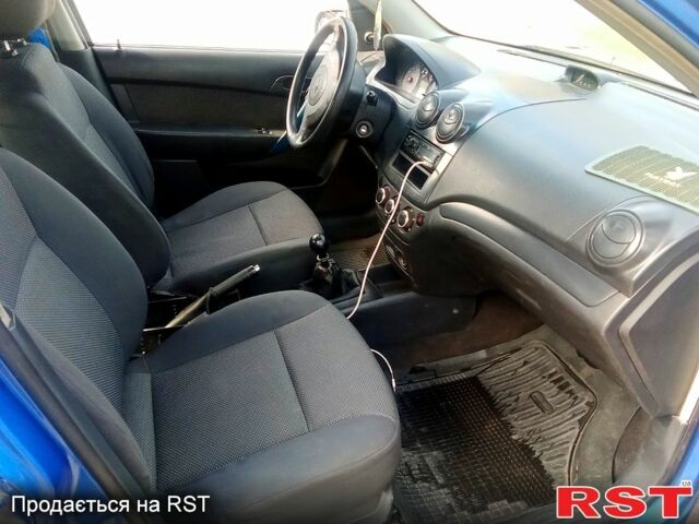 Синий Шевроле Авео, объемом двигателя 1.5 л и пробегом 247 тыс. км за 3500 $, фото 6 на Automoto.ua