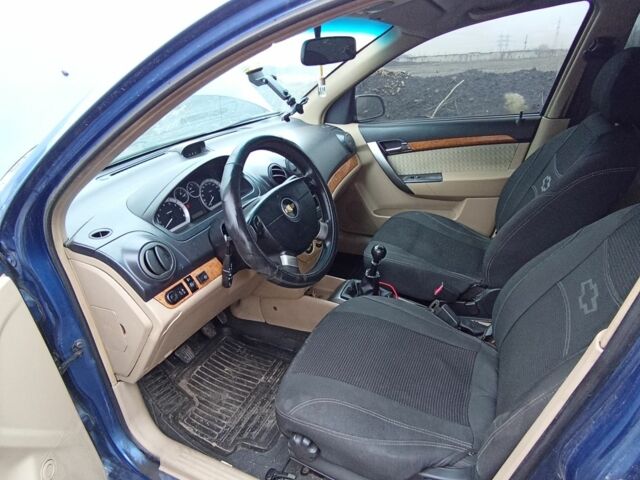 Синий Шевроле Авео, объемом двигателя 1.6 л и пробегом 277 тыс. км за 1750 $, фото 9 на Automoto.ua