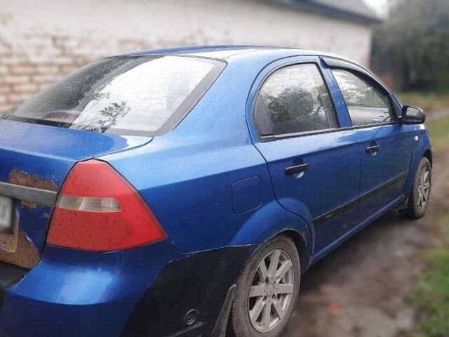 Синий Шевроле Авео, объемом двигателя 1.5 л и пробегом 235 тыс. км за 1250 $, фото 1 на Automoto.ua