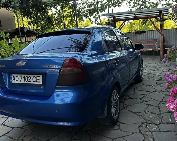 Синий Шевроле Авео, объемом двигателя 1.5 л и пробегом 160 тыс. км за 4200 $, фото 1 на Automoto.ua